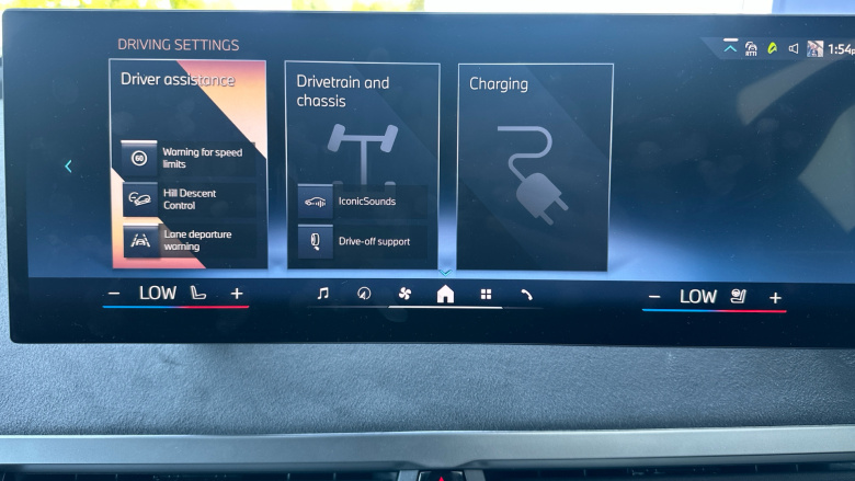 BMW iX 300kW xDrive45 M Sport 101kWh 5dr Auto Electric Estate